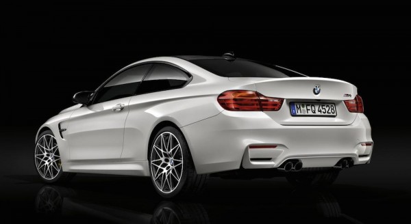 M4 Competition Pack 2 600x328 at Official: BMW M3 and M4 Competition Pack