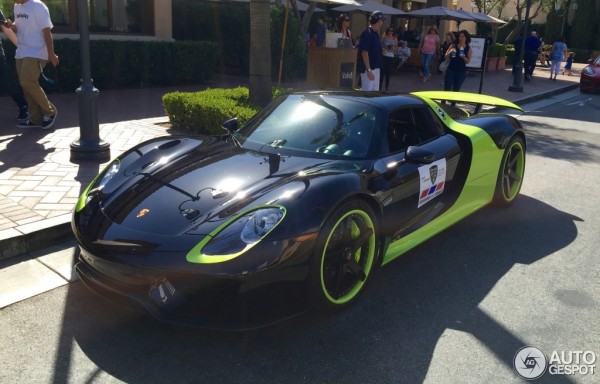 Porsche 918 green livery 2 600x384 at Is This the Worst Livery for a Porsche 918?