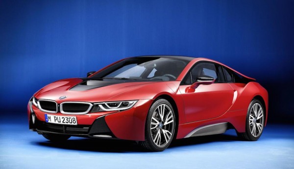 BMW i8 Protonic Red 0 600x346 at Official: BMW i8 Protonic Red Edition