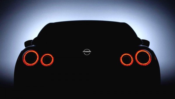 2017 Nissan GT R Teased 600x340 at 2017 Nissan GT R Teased for New York Debut