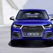 Audi SQ7 TDI 4 175x175 at Audi SQ7 TDI Launches with 435 PS, 900Nm