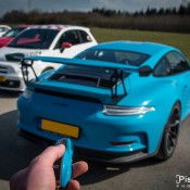 Miami Blue Porsche 991 GT3 RS 2 175x175 Miami Blue Porsche 991 GT3 RS 2 175x175 at Porsche 991 GT3 RS Spotted in Miami Blue