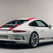 Porsche 911 R Unveiled 2 175x175 at Porsche 911 R Unveiled at Geneva Motor Show