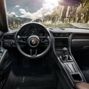 Porsche 911 R int 1 175x175 at Awesome New Promo for Porsche 911 R + New Interior Pics