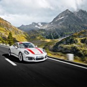 Porsche 911 R meet 6 175x175 at Porsche 911 R Meets its Ancestor