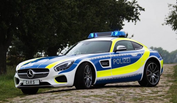 amg gt police car 0 600x350 at Mercedes AMG GT Looks Scary in Police Uniform!
