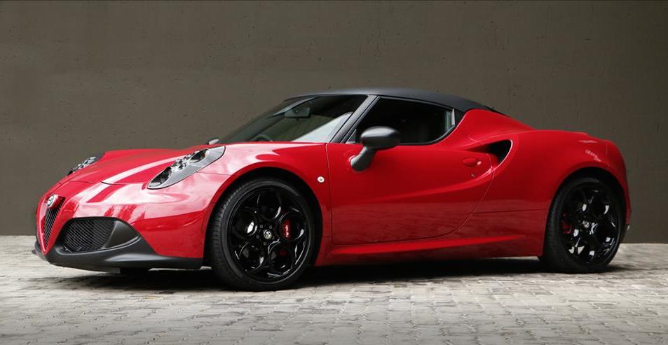 Alfa Romeo 4C RACE 1 at Custom Alfa Romeo 4C by RACE!