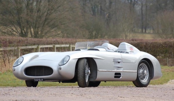 Mercedes 300 SLR Replica 1 600x349 at Mercedes 300 SLR Replica Spotted for Sale
