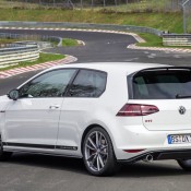 Golf GTI Clubsport S 4 175x175 at Official: Golf GTI Clubsport S