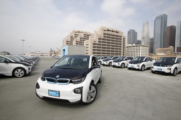 BMW i3 Police Cars 1 600x400 at LAPD Orders a 100 BMW i3 Police Cars