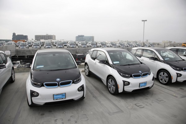 BMW i3 Police Cars 3 600x400 at LAPD Orders a 100 BMW i3 Police Cars