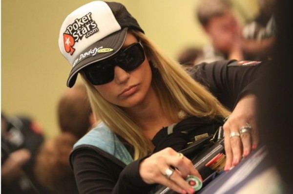 vanessa rousso 600x397 at The Cars of WSOP Players