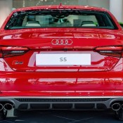 Audi S5 Coupe Exclusive 8 175x175 at Up Close with Tango Red Audi S5 Coupe Exclusive