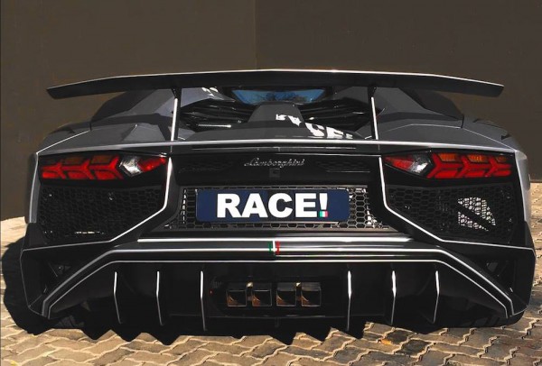 Aventador SV RACE 0 600x406 at Lamborghini Aventador SV Tricked Out by RACE!