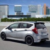 Nissan Note Black Edition 2 175x175 at Official: Nissan Note Black Edition