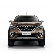 Production Renault Alaskan 3 175x175 at Production Renault Alaskan Pikcup Unveiled