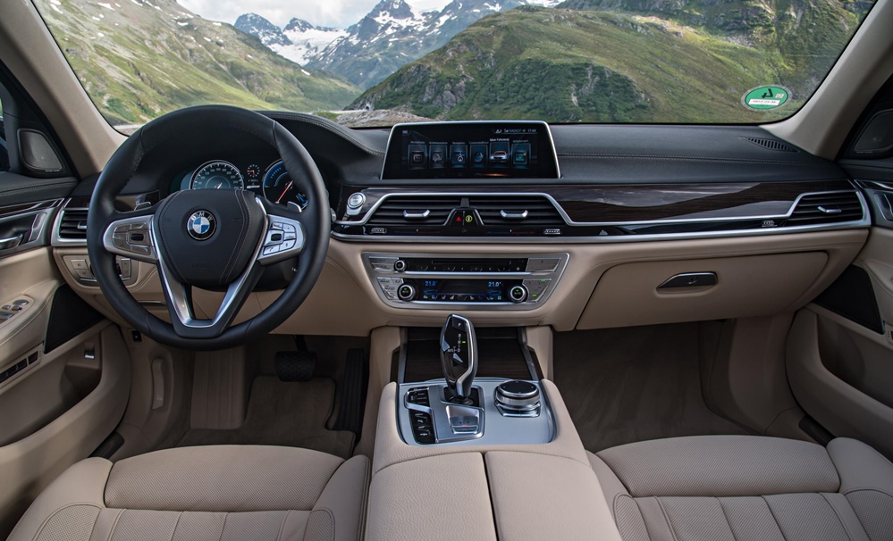 740Le xDrive iPerformance 2 at BMW 740Le xDrive iPerformance U.S. Pricing