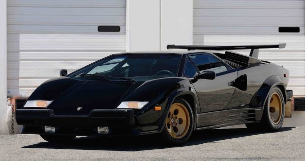 Lamborghini Countach auction 0 600x318 at Up for Grabs: Lamborghini Countach with 10K Miles
