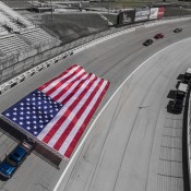 Chevrolet Flag Puling 2 175x175 at Chevrolet Sets Guinness World Record for Pulling a Flag