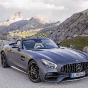 Mercedes AMG GT Roadster 4 175x175 at Official: Mercedes AMG GT Roadster