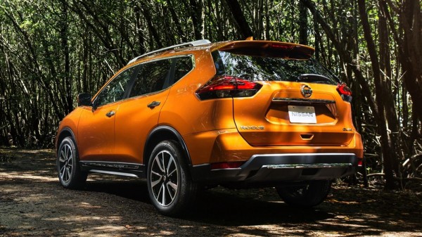 2017 Nissan Rogue 2 600x337 at 2017 Nissan Rogue MSRP Announced
