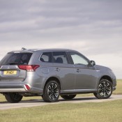 Mitsubishi Outlander PHEV Juro 2 175x175 at 2017 Mitsubishi Outlander PHEV Juro   Specs and Pricing