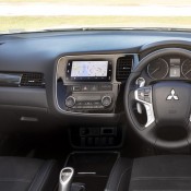 Mitsubishi Outlander PHEV Juro 3 175x175 at 2017 Mitsubishi Outlander PHEV Juro   Specs and Pricing