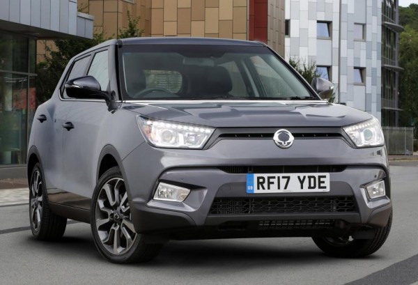 SsangYong Tivoli ELX 1 600x409 at 2017 SsangYong Tivoli Safety Systems in Action