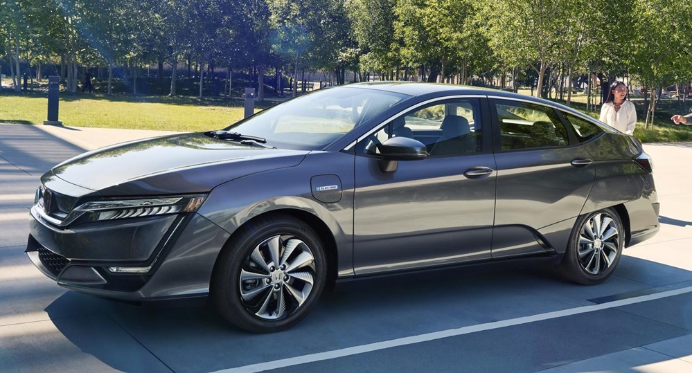 2017-honda-clarity-electric-pricing-and-specs