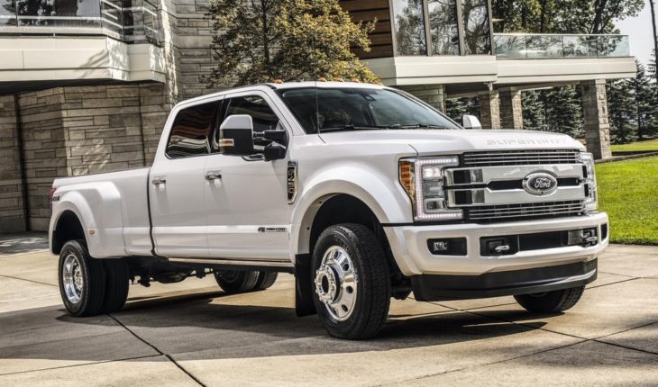 2018 Ford F Series Super Duty Limited 0 730x430 at Official: 2018 Ford F Series Super Duty Limited