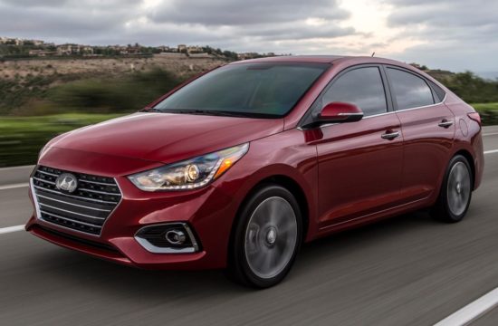 2018 Hyundai Accent 0 550x360 at 2018 Hyundai Accent Gets Improved Looks, Premium Features