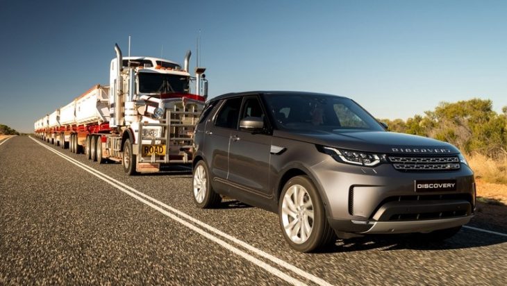2018 Land Rover Discovery train pull 0 730x412 at 2018 Land Rover Discovery Tows 110 Tonne Road Train