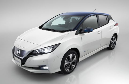 2018 Nissan LEAF 3 550x360 at 2018 Nissan LEAF UK Pricing Announced