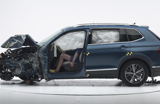 2018 VW Tiguan crash test 1 550x360 at 2018 VW Tiguan Named IIHS Top Safety Pick