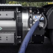 gas powered volvo trucks 4 175x175 at Gas Powered Volvo Trucks Promise Significantly Less CO2 Emissions