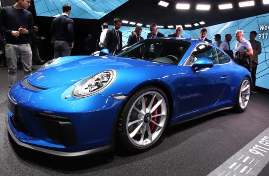 gt3 touring package 550x360 at Porsche GT3 Touring Package Inspires More Pure Models