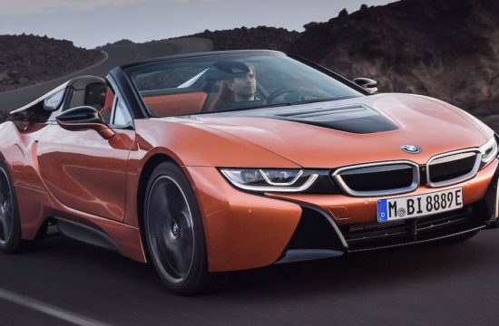 BMW i8 Roadster 1 550x360 at BMW i8 Roadster Comes with Increased Range, Good Looks