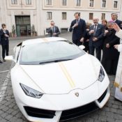 Lamborghini Huracan Gifted to Pope Francis 1 175x175 at Lamborghini Huracan Gifted to Pope Francis, To Be Auctioned for Charity
