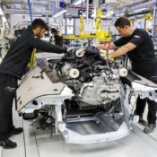 Lamborghini Huracan Gifted to Pope Francis 12 175x175 at Lamborghini Huracan Gifted to Pope Francis, To Be Auctioned for Charity