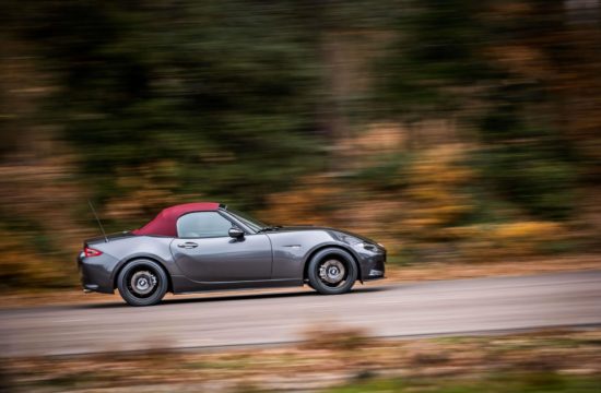 Mazda MX 5 Z Sport 00 550x360 at Mazda MX 5 Z Sport Limited Edition for UK