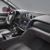 Front Interior 175x175 at 2018 Bentley Bentayga V8 Announced with 550 PS