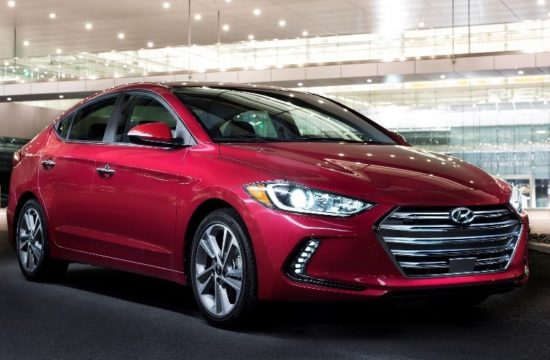 2018 Elantra 550x360 at 2018 Hyundai Elantra Gets Top Safety Pick+ Rating