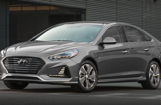 2018 Hyundai Sonata Hybrid 1 550x360 at 2018 Hyundai Sonata Hybrid Goes Official in Chicago