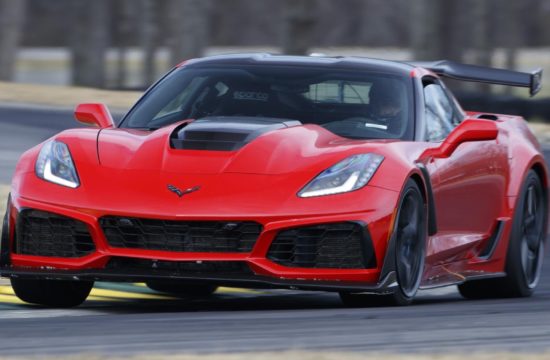 2019 Chevrolet Corvette ZR1 VIR Lap Record Holder 01 1 550x360 at 2019 Corvette ZR1 Sets Lap Record at Virginia International Raceway
