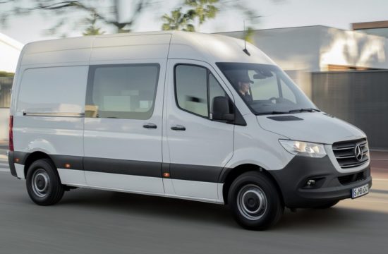 2019 mercedes sprinter 0 550x360 at 2019 Mercedes Sprinter Is a Jack of All Trades