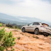 cayenne hybrid 2019 1 175x175 at 2019 Porsche Cayenne E Hybrid Promises 3.2 Liter/100 km!