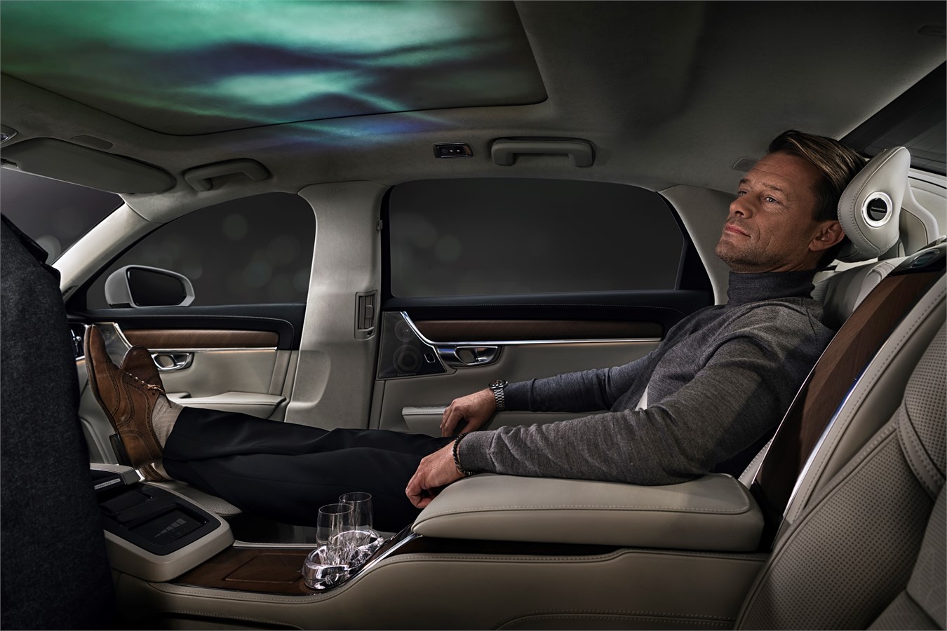 Volvo S90 Ambience Concept Redefines InCar Luxury