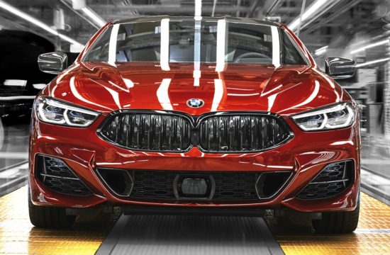 BMW 8 Series factory 4 550x360 at 2019 BMW 8 Series Looks Hot on Production Line