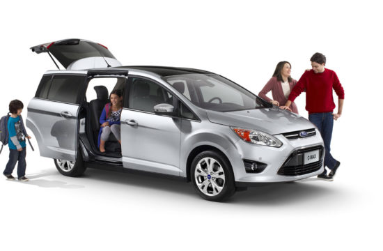 best family cars 550x360 at Tips when buying a car for your family