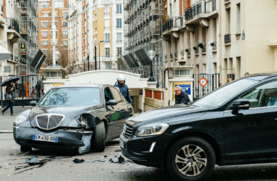 car accident 550x360 at Five tips to help you deal with your claim after a car accident